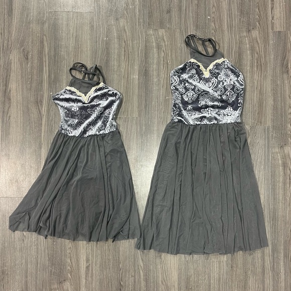 2x Weissman Grey Velvet Ballet Costume - Picture 2 of 7